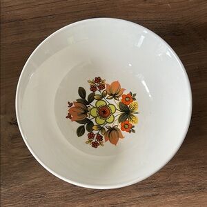 Vintage JOHNSON Bros floral bowl made in england